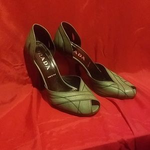 Gorgeous green vintage Prada heels